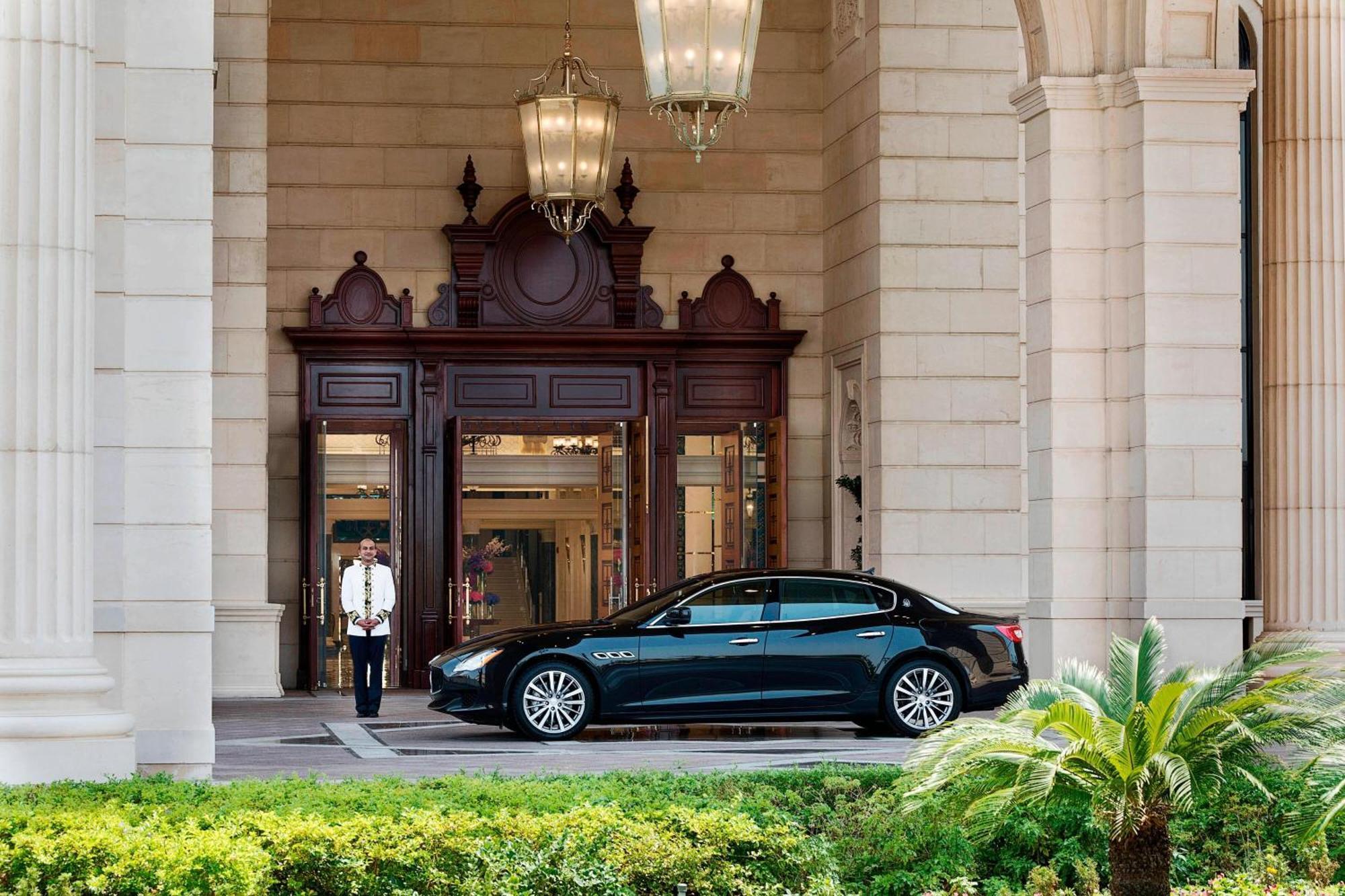 The Ritz-Carlton Jeddah Hotel Exterior foto The main entrance of the hotel